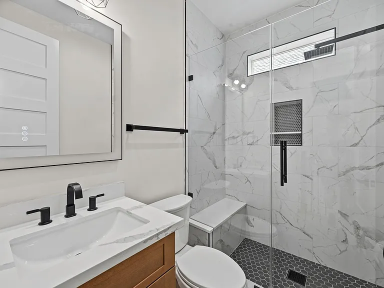 8023 Easter St — Photo 17