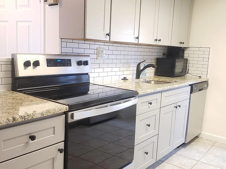 708 Lancaster Pike #B — Photo 3