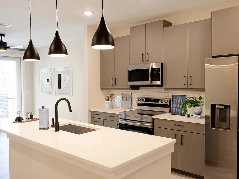District at Riverside Apartments — Photo 90
