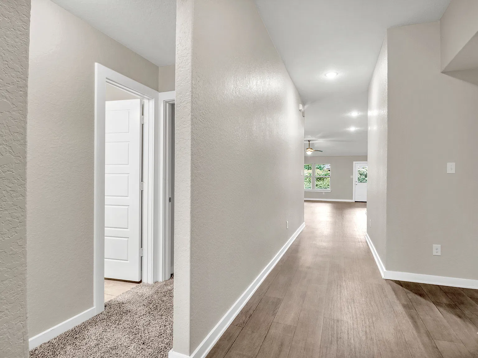 3 bed, 1991 sqft, $1,895 — Photo 3