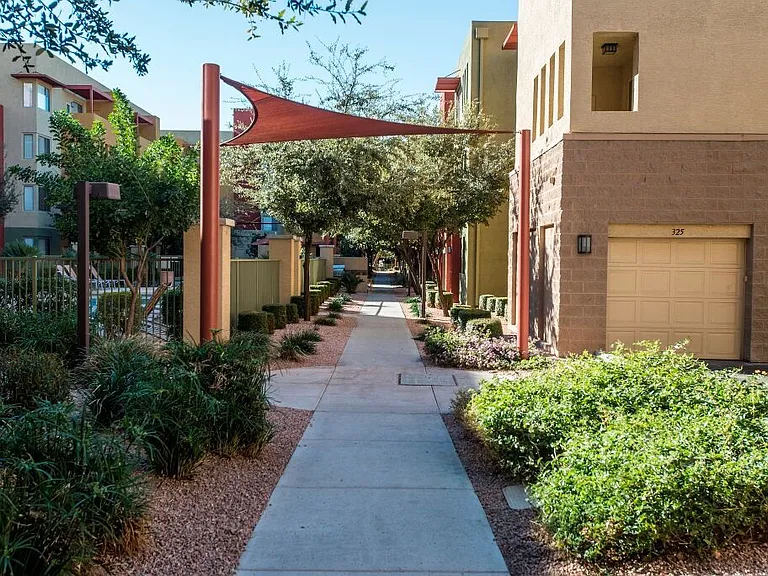 Shade at Desert Ridge — Photo 17