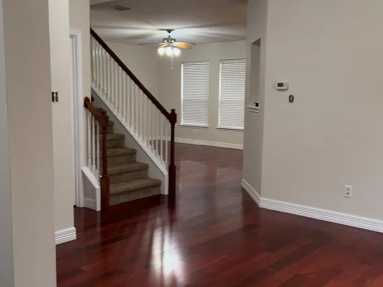 211 Mulberry Dr — Photo 4