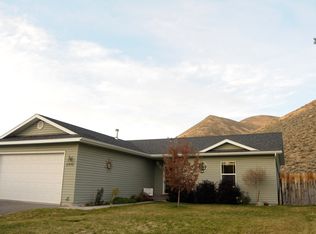 2950 Berrycreek Dr, Hailey, ID 83333