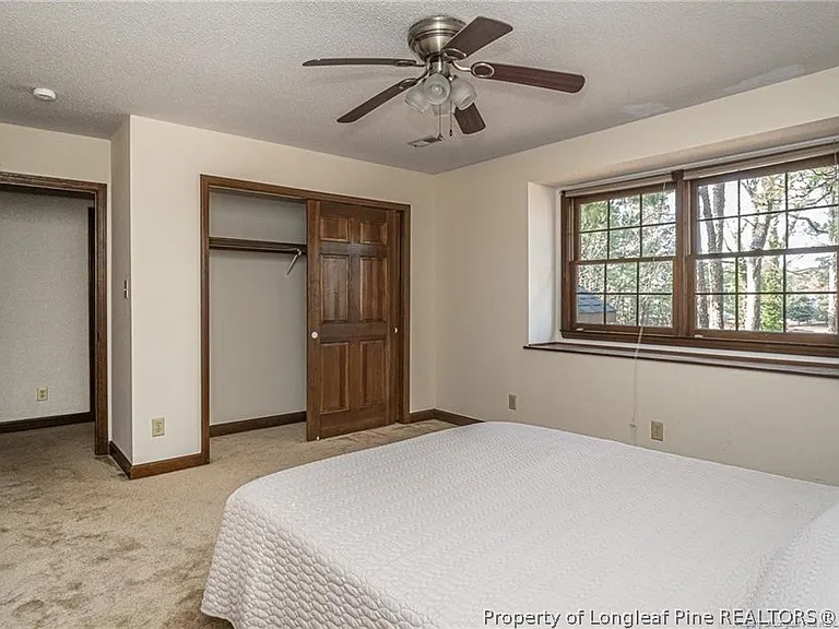 6821 Thames Dr — Photo 30