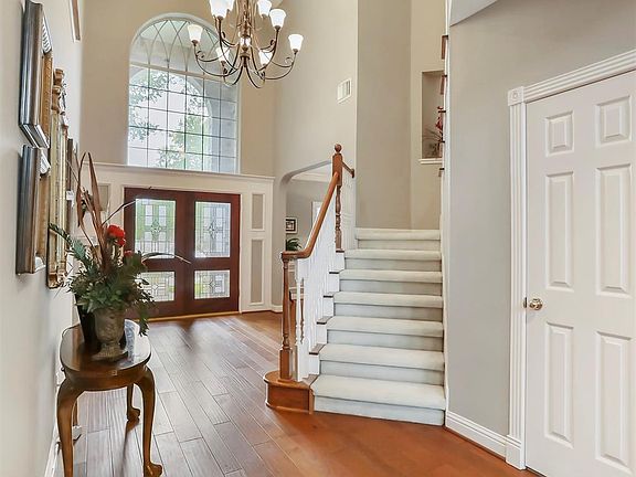 3rd image of 7619 Stone Arbor Dr
