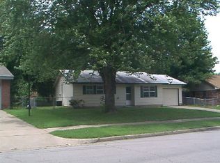 516 N Village Ave, Broken Arrow, OK 74012