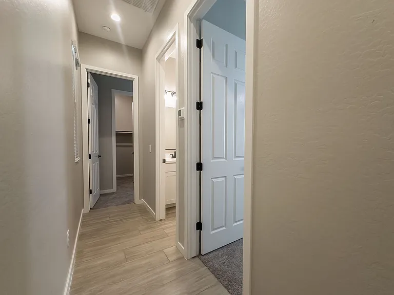 19576 W Cartwright Ave — Photo 24