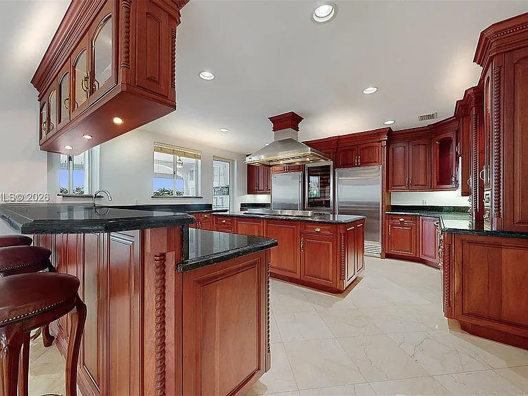 1131 Stillwater Dr — Photo 13