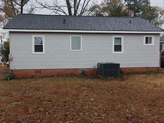 3rd image of 601 Jefferson Drive