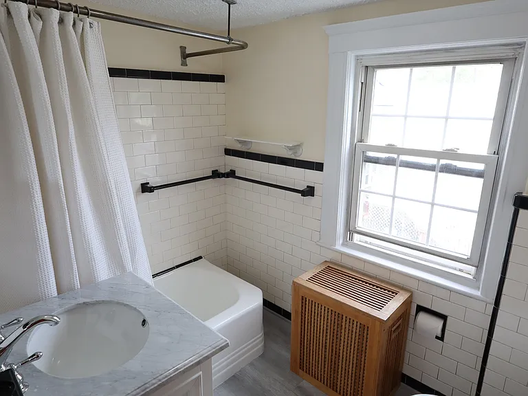 34R Rush St — Photo 21