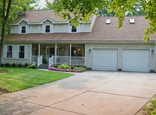 5901 Lamplighter Ln, Midland, MI