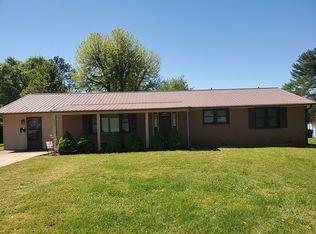 253 Franklin Dr, Forest City, NC 28043