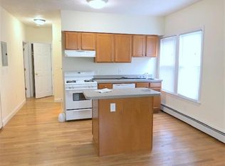395 Columbia St #3, Cambridge, MA 02141