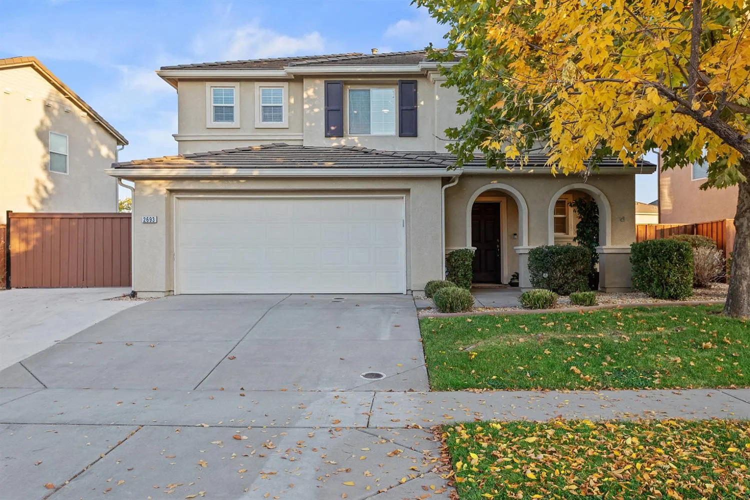 2693 Woodfield Way photo 1