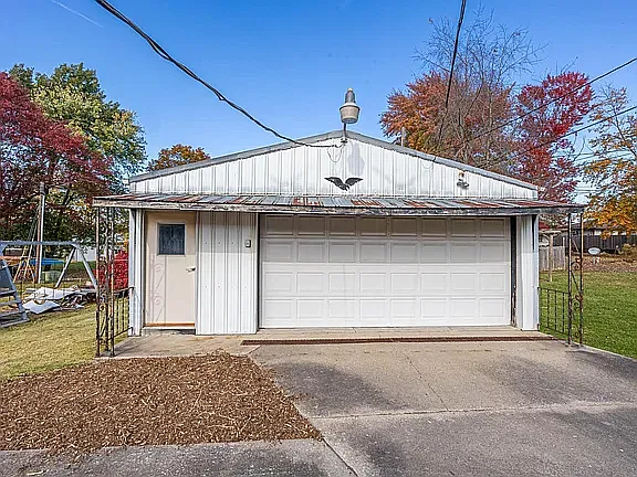 2526 Birk Drive - 1 — Photo 2