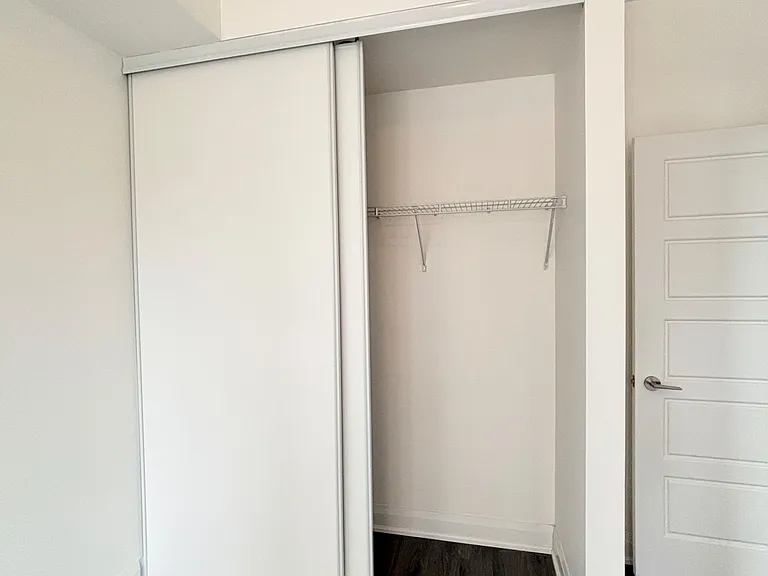 1 Uptown Dr #207 — Photo 29