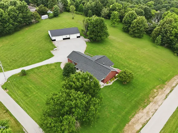 3712 Blossom Dr, La Grange, KY 40031
