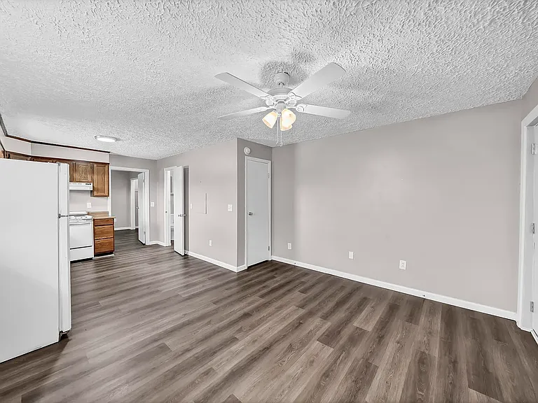 9425 Brown Rdg #1 — Photo 4