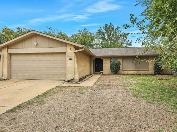 1804 Ridge Rd, Carrollton, TX 75006