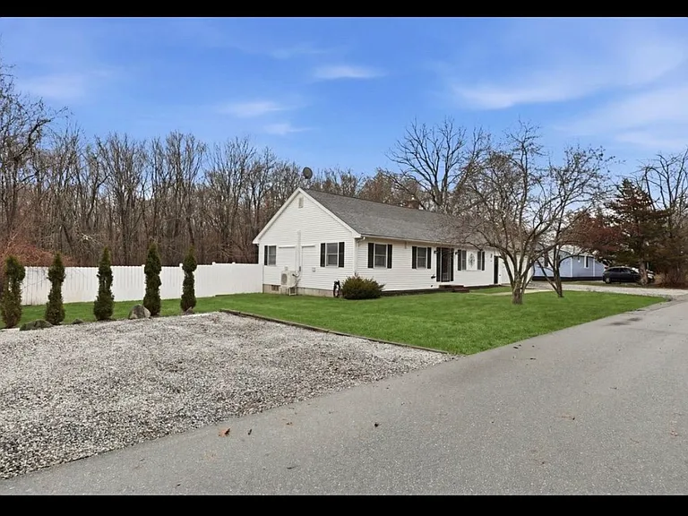 8 Sweet Apple Tree Ln — Photo 2