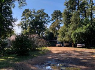 321 Beech Rd, Conroe, TX 77304