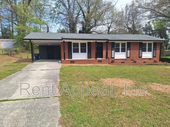 5370 Longmeadow Ln, Atlanta, GA 30349