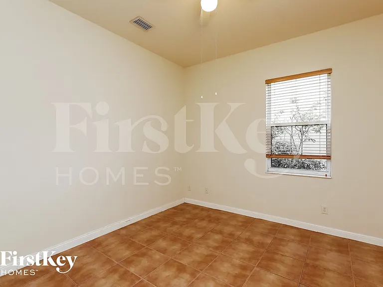 12748 SW 21st St — Photo 13