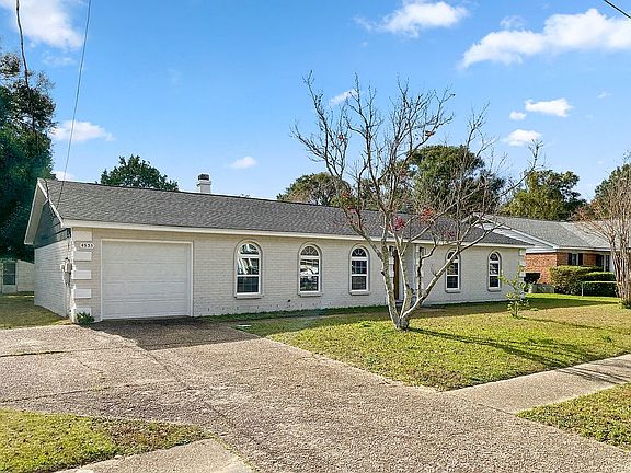 2nd image of 4535 Balmoral Dr