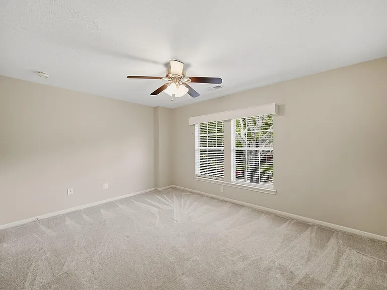 19722 Knightsridge Ln — Photo 28