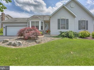224 Callery Dr, Blandon, PA 19510