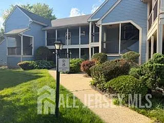 8 Benjamin Franklin Dr #F Photo 1