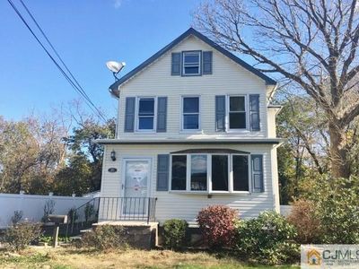 37 Meadow Rd, Edison, NJ, 08817