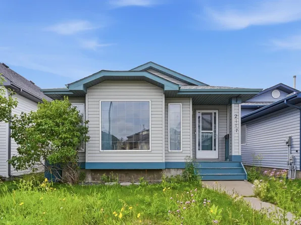 2117 36th Ave NW, Edmonton, AB T6T 1S3