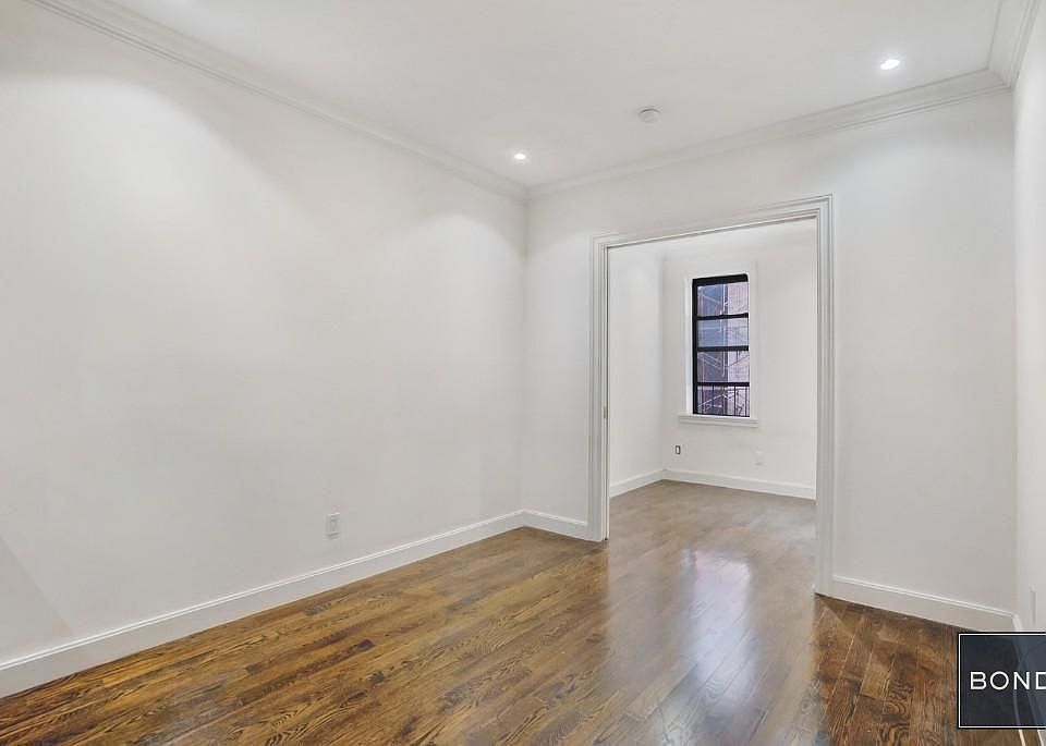 2nd image of 309 Mott St APT 5A