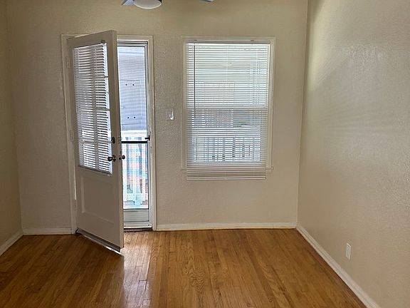 4th image of 1132 E San Antonio Dr