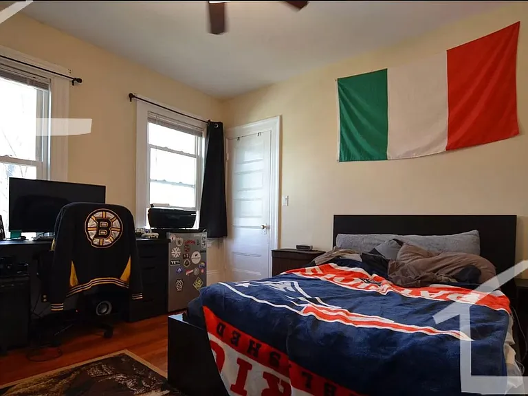 75 Leicester St #2 — Photo 6