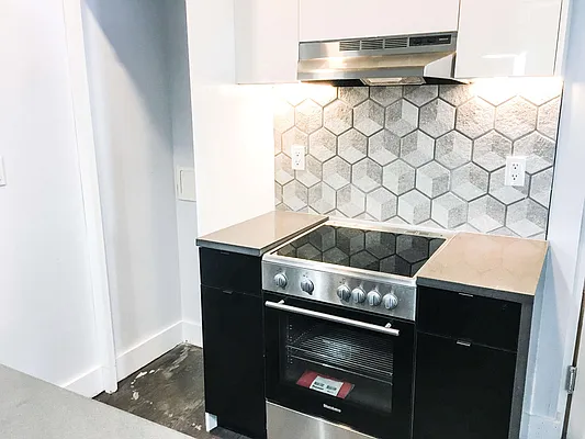 Rented by Lofts and Flats LLC | media 6