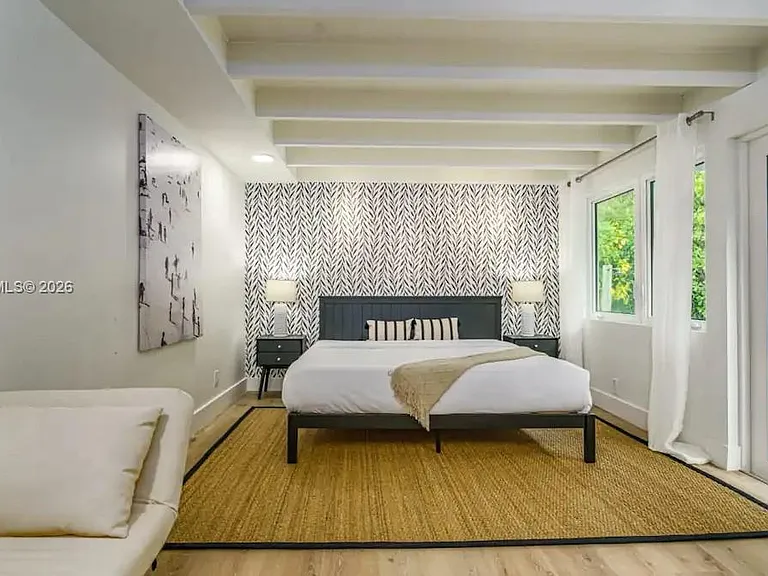 320 Polk St — Photo 19