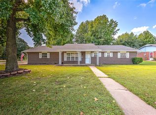 301 Terry Ave, Springdale, AR 72764