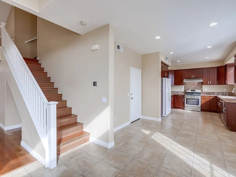 14656 Acacia St — Photo 19