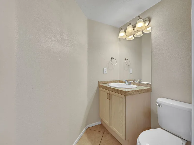 2600 Pebblegold Ave — Photo 10