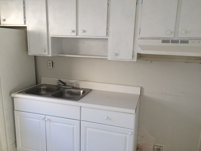 1st image of 2707 NW 13th St #2