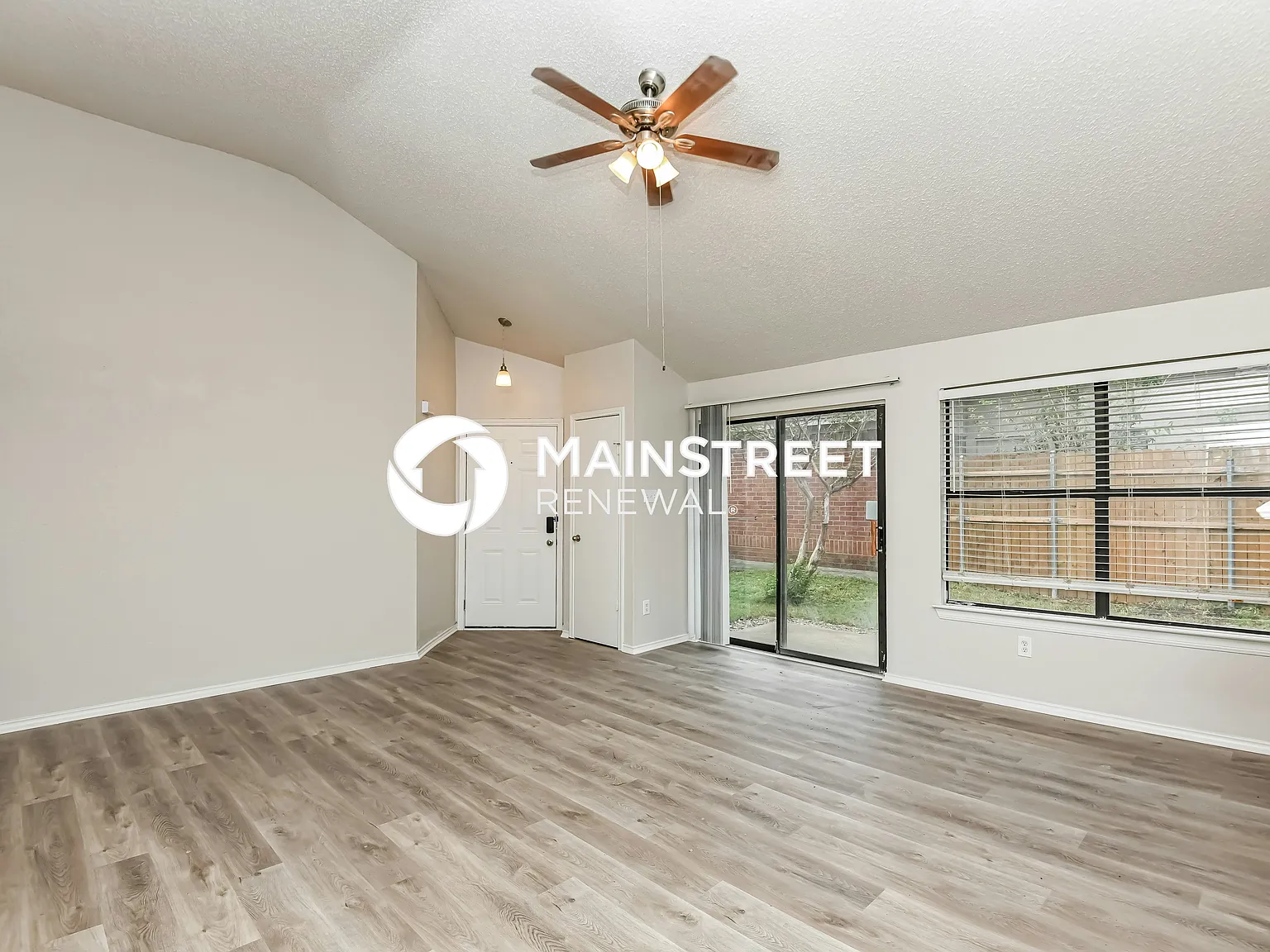 6814 Fire Hill Dr — Photo 3
