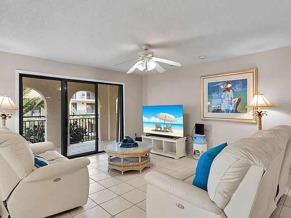 3rd image of 1001 W Ocean Dr #2-201