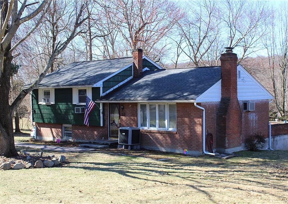 1st image of 203 Edgewood Dr N