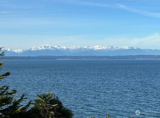 2360 NW Blue Ridge Dr, Seattle, WA 98177