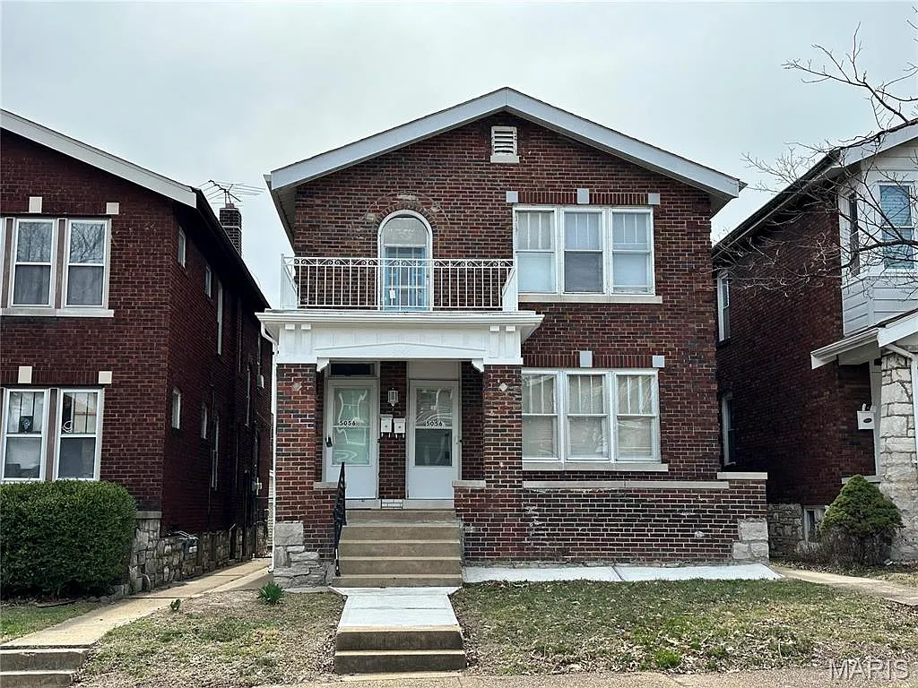5056 Lindenwood Ave photo 1