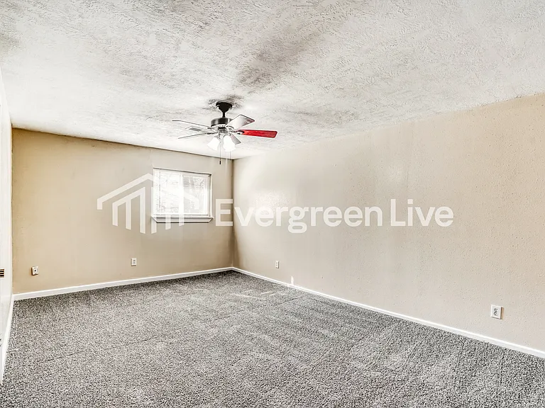 17828 Cluster Ct — Photo 13