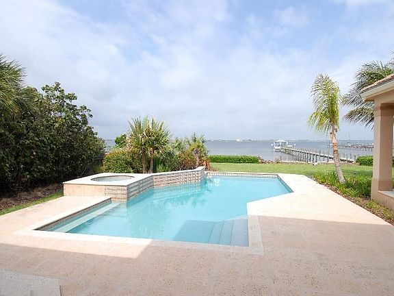 3rd image of 3700 Grande Bay Ct