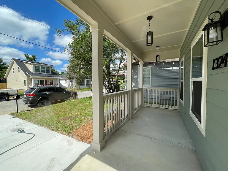1324 New Castle St — Photo 4